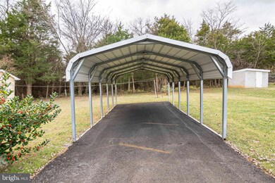 747 Ash St, Strasburg, VA 22657 - photo 5