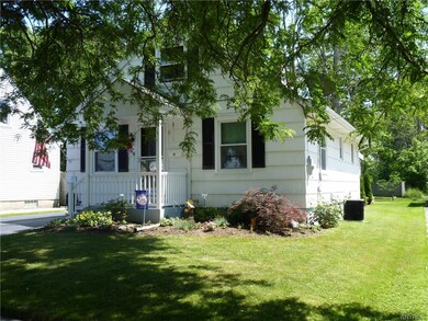 368 Warner Ave, North Tonawanda, NY 14120 - photo 2