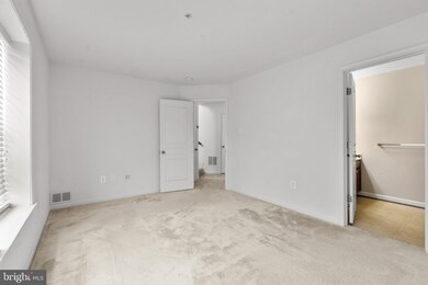 8875 Purple Iris Ln, Elkridge, MD 21075 - photo 6