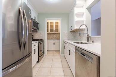 187 Lovers Ln unit 61, Torrington, CT 06790 - photo 7