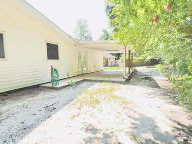 Backs Yard:Porch