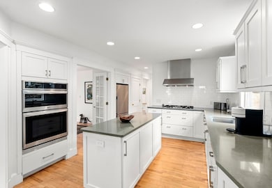 100 Hammond St, Cambridge, MA 02138 - photo 7