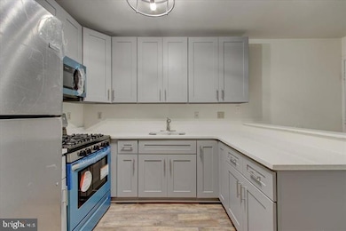 1543 Holbrook St, Baltimore, MD 21202 - photo 7