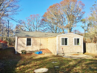 154 Winslow Gray Rd, West Yarmouth, MA 02673 - photo 5