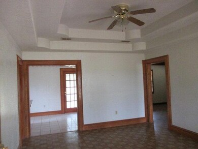 9 W Rogers Rd, Edinburg, TX 78541 - photo 4