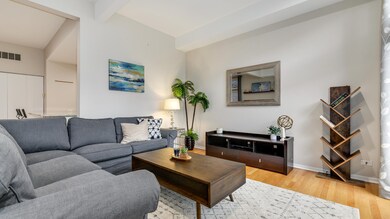 2723 N Southport Ave, Chicago, IL 60614 - photo 5