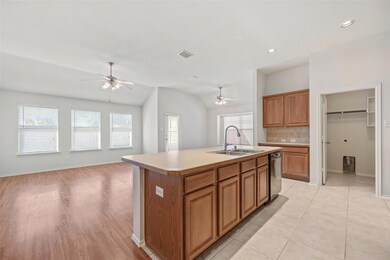 872 Bowie Dr, Lavon, TX 75166 - photo 4