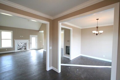 2_Open Floor Plan