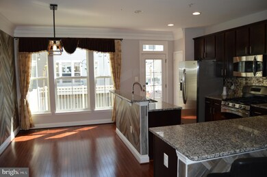 11922 Weybridge Ln, Germantown, MD 20876 - photo 6