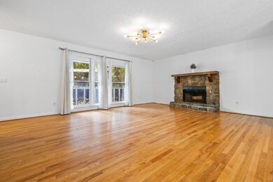 1131 Hershey Dr, Marietta, GA 30062 - photo 5
