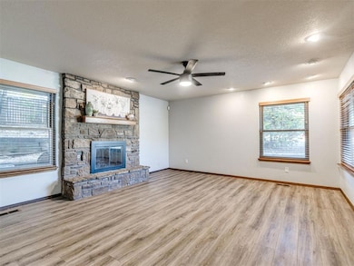 3701 Summer Cloud Dr, Edmond, OK 73013 - photo 6