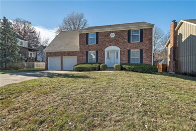 9408 Twilight Ln, Lenexa, KS 66219 - photo 3