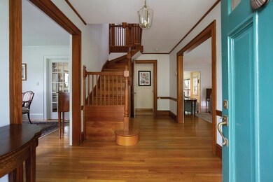 18 Brewster Rd, Newton Highlands, MA 02461 - photo 2