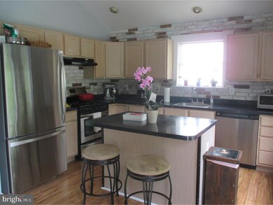 1504 Briarwood Dr, Williamstown, NJ 08094 - photo 3