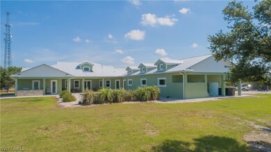 21100 Lonesome Ln, Alva, FL 33920 - photo 2
