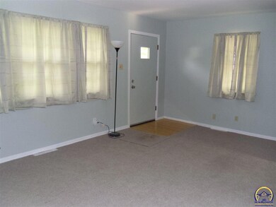 2620 SW Central Park Ave, Topeka, KS 66611 - photo 3