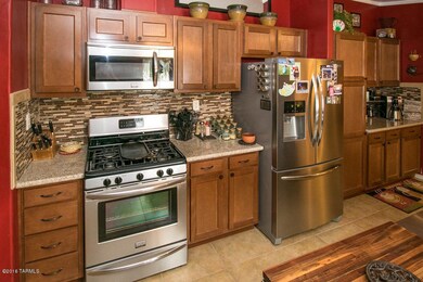 Kitchen Stove Side pic2
