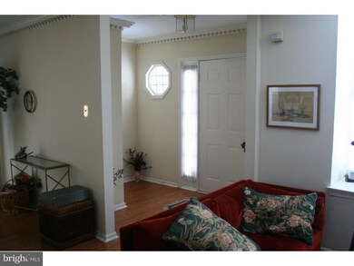 233 Windsor Ct, Glen Mills, PA 19342 - photo 2