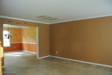 3146 Hollow Dr, East Stroudsburg, PA 18301 - photo 4