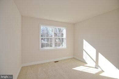 9038 Sudley Rd unit 15A, Manassas, VA 20110 - photo 5