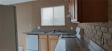 6881 Soldela Dr, Las Vegas, NV 89156 - photo 5