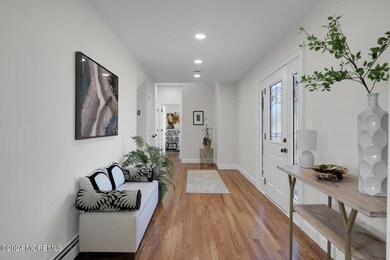 8 Daniel Dr, Middletown, NJ 07748 - photo 2