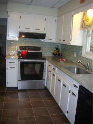 10 Elsie Ave, Billerica, MA 01821 - photo 3