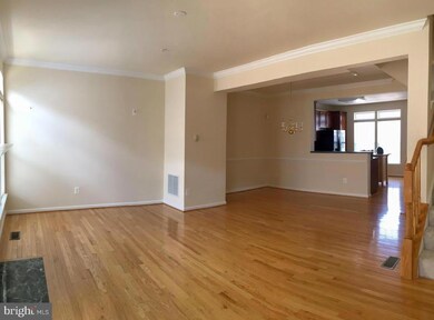 9122 Aventon Ct, Lorton, VA 22079 - photo 3