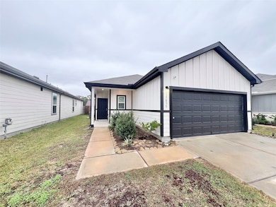 17835 Plow Horse Ln, Hockley, TX 77447 - photo 2