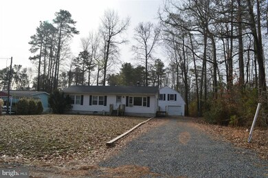 403 Monroe Dr, Colonial Beach, VA 22443 - photo 2