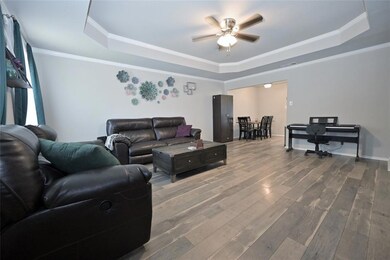 1016 Hodge St, Cleburne, TX 76033 - photo 5