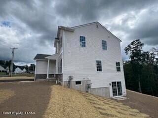 212 Long Run Rd, Drums, PA 18222 - photo 4