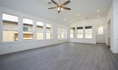 17331 Merigold Heights Dr, Conroe, TX 77302 - photo 4