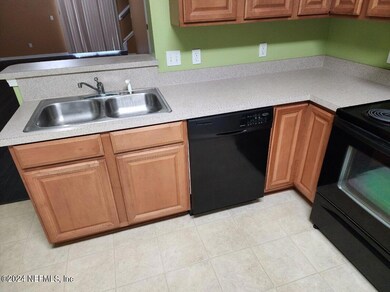 4847 Playpen Dr, Jacksonville, FL 32210 - photo 4