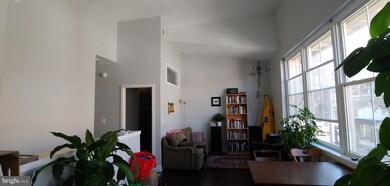 5 E Hamilton St unit 2, Baltimore, MD 21202 - photo 3