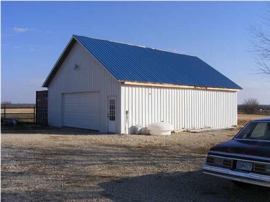 Detached Garage