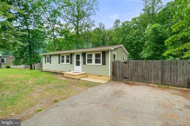 10704 Elk Dr, Fredericksburg, VA 22407 - photo 2