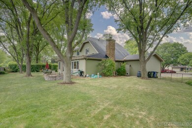 893 Sumter Ct, Naperville, IL 60540 - photo 2