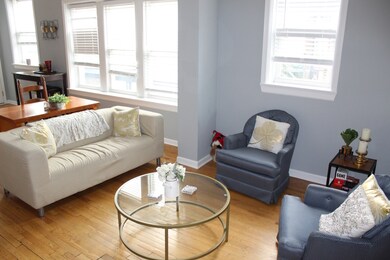 3745 W Argyle St unit 1, Chicago, IL 60625 - photo 4