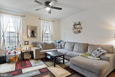 8207 Hollow Ct, Severn, MD 21144 - photo 5