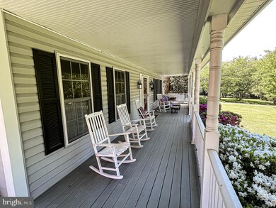 37590 Cecilia Ln, Purcellville, VA 20132 - photo 2