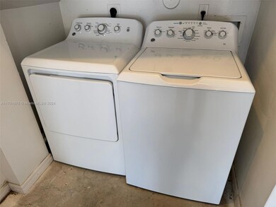 2469 Centergate Dr unit 102, Miramar, FL 33025 - photo 5