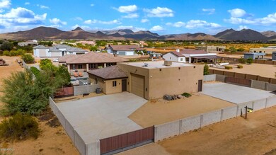 GUEST HOUSE AND RV GARAGE