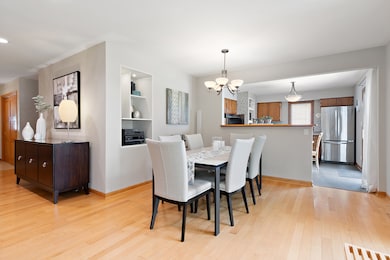 1822 E Cree Ln, Mount Prospect, IL 60056 - photo 7