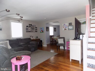 152 Earl Ln, Hatboro, PA 19040 - photo 3