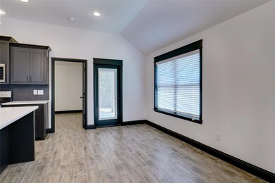 213 Clover Cir, Weatherford, TX 76086 - photo 5