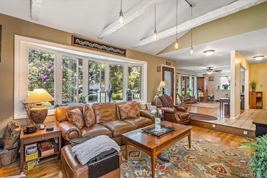 54A Upland Dr unit A, East Northport, NY 11731 - photo 6