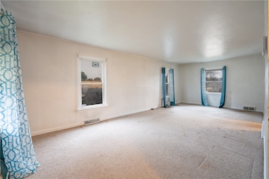 1 Hartung Ct, Monessen, PA 15062 - photo 5