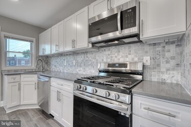 3901 Flowerton Rd, Baltimore, MD 21229 - photo 7