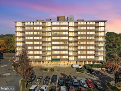 Boling Brook Towers unit 601, Alexandria, VA 22302 - photo 2